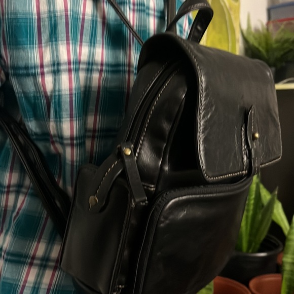 Aurielle Black Leather Backpack - Picture 3 of 12